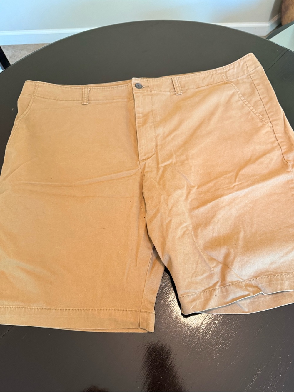 Old Navy Men’s Khaki Chino Shorts Size 44 Tan Flat Front